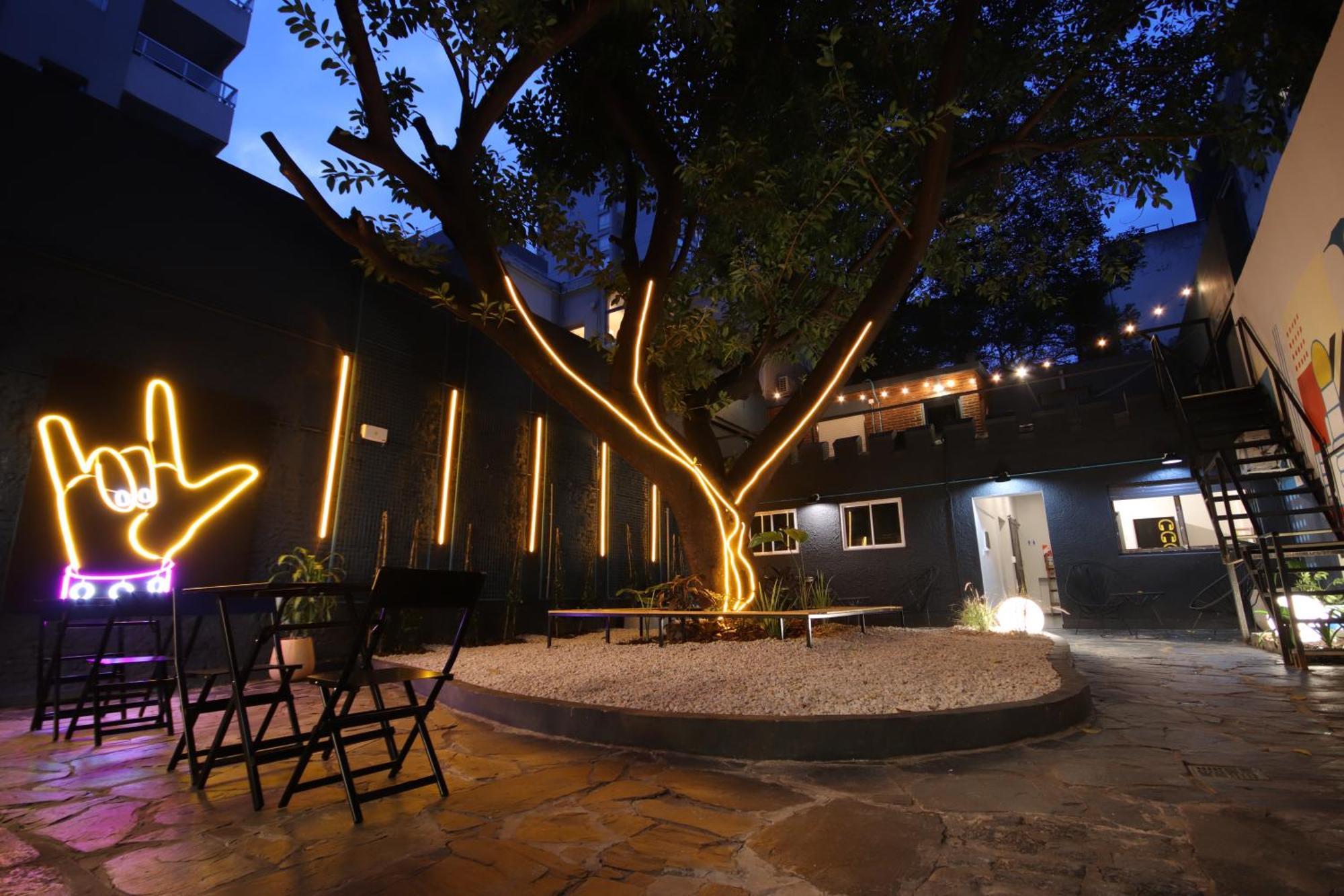 Play Hostel Garden Buenos Aires Exterior photo